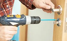 Bradenton Locksmith Service Bradenton, FL 941-676-3448 - 10-Commercial-lockouts